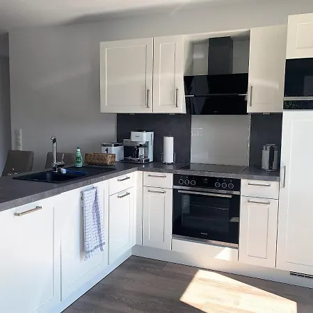 50 2 S Waterkant Apartment *